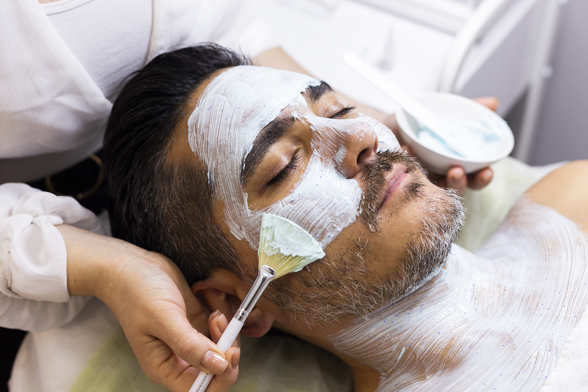 Why male facials are luring even bearded men to salons - Treatwell